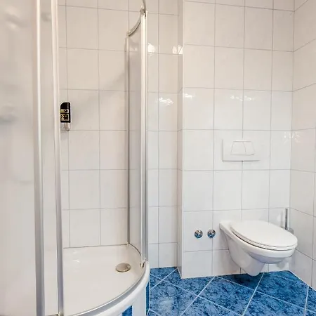 Hotel & Appartements Erlenheim Velden am Wörthersee