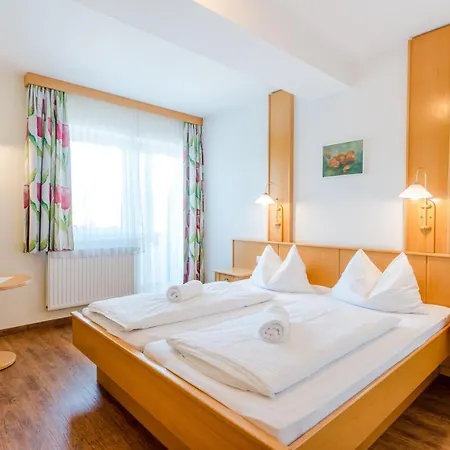 Konukevi Hotel & Appartements Erlenheim Velden am Wörthersee