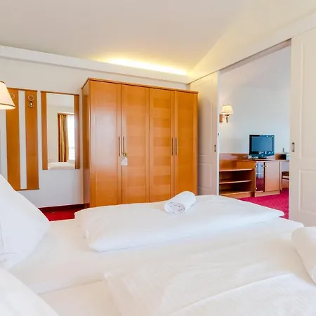 Hotel & Appartements Erlenheim Konukevi 3*