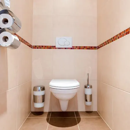 Hotel & Appartements Erlenheim Konukevi