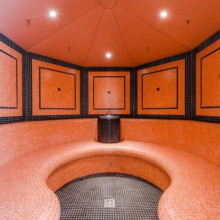 Newly Renovated Boutique Giulia Slow 3*