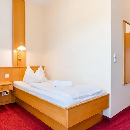 Konukevi Hotel & Appartements Erlenheim Velden am Wörthersee