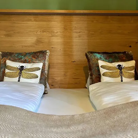 Newly Renovated Boutique Giulia Slow Gasthuis 3*